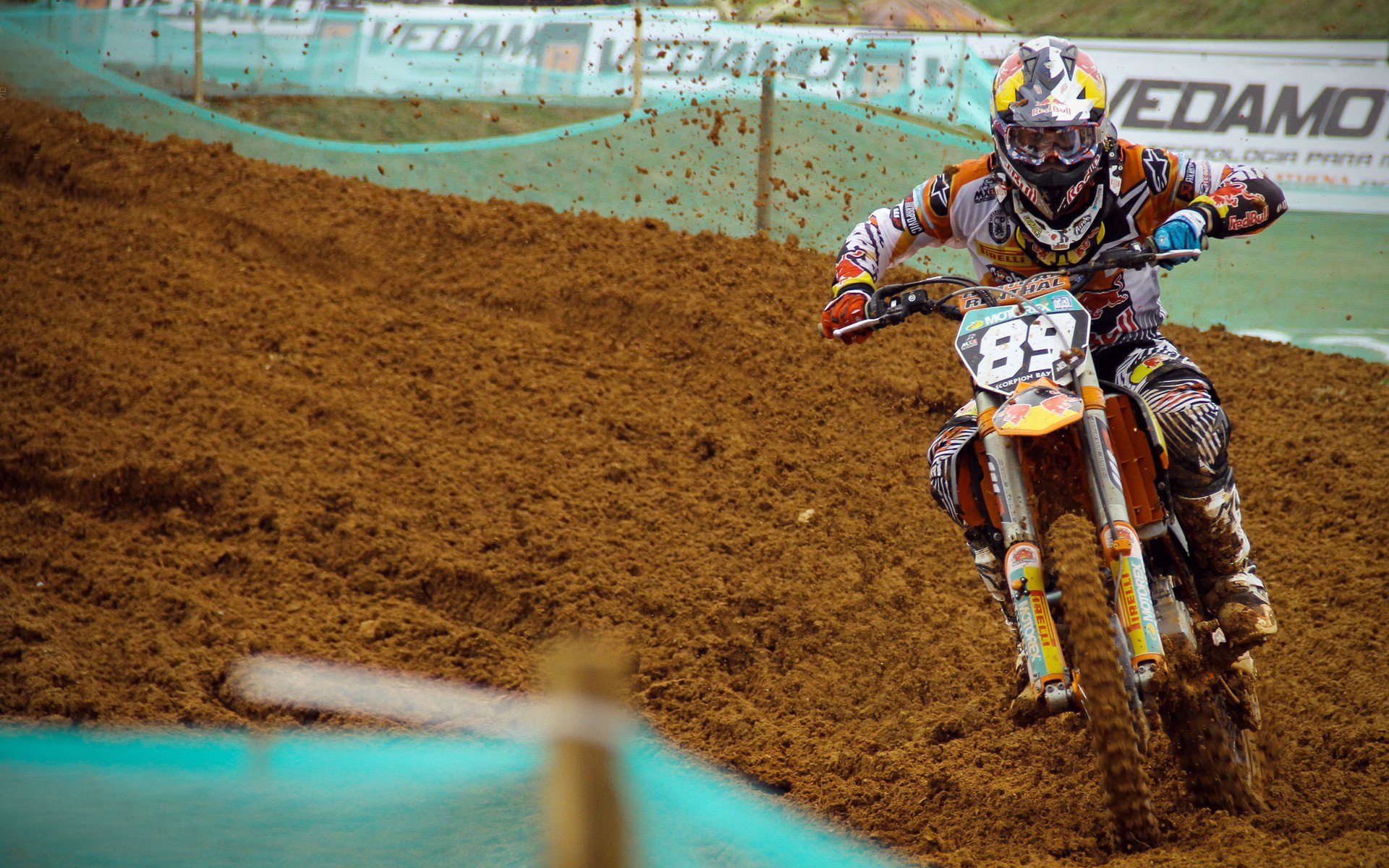 _温布尔登：草地决战，世界第一逆袭夺冠_，温布尔登在哪个城市